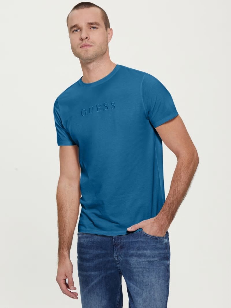 Guess Embroidered Logo Tee - Uniform Blue