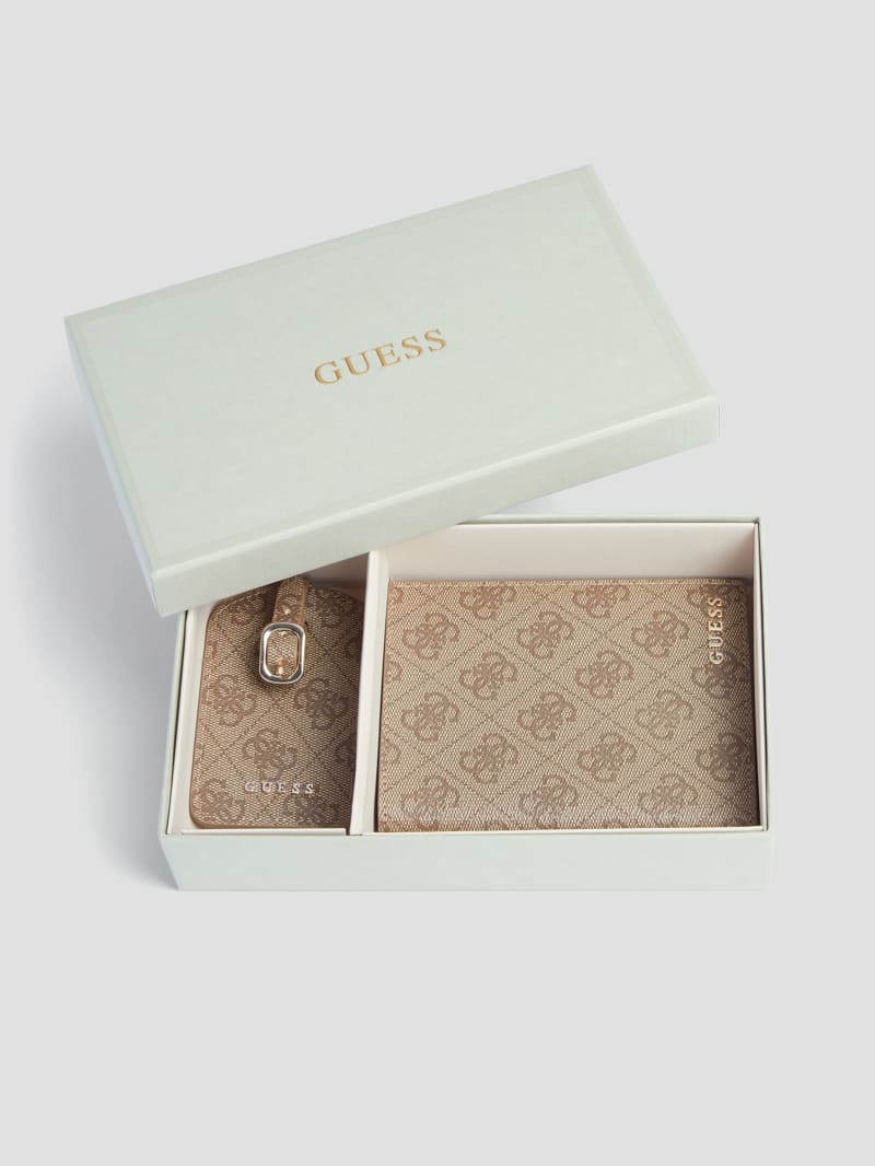 Guess Passport Case and Luggage Tag Gift Set - Latte Logo